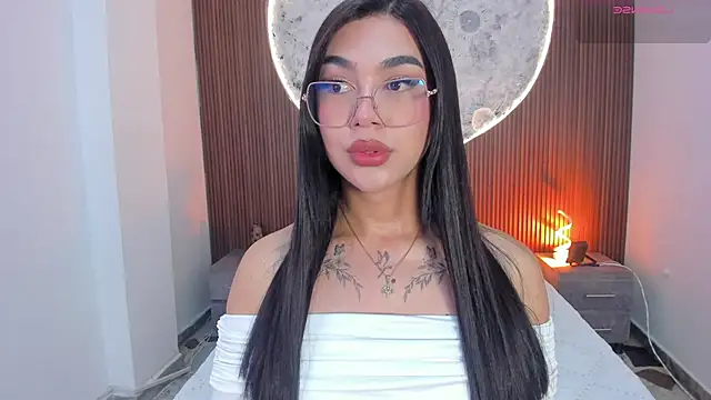 RoseCassie online show from February 17, 1:41 pm