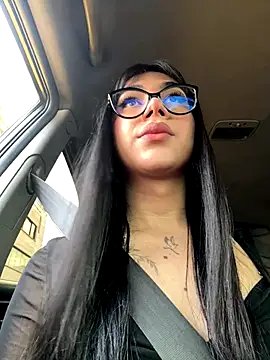 RoseCassie online show from November 3, 12:53 pm