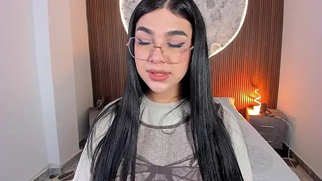 RoseCassie online show from February 11, 2:06 pm