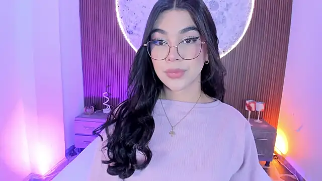 RoseCassie online show from May 29, 12:44 pm