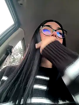 RoseCassie online show from October 21, 12:37 pm