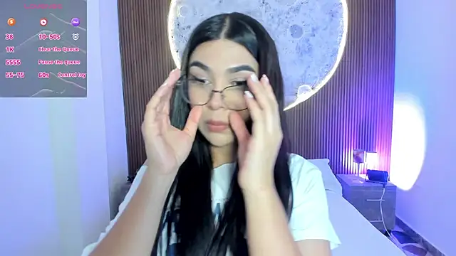 Snapshot of RoseCassie chatting on July 12, 1:23 pm RoseCassie online show from July 12, 1:23 pm