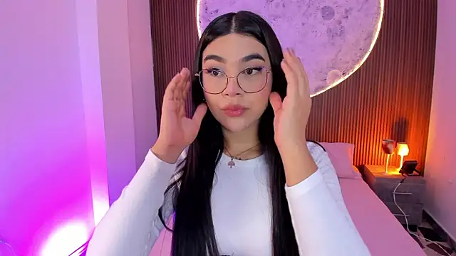RoseCassie online show from May 26, 12:58 pm