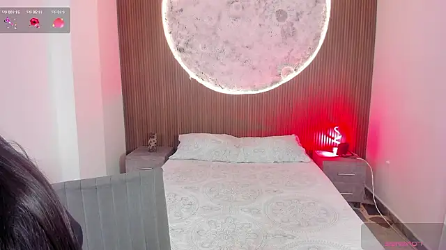 RoseCassie online show from February 14, 1:22 pm