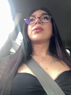 Snapshot of RoseCassie chatting on June 12, 12:25 pm RoseCassie online show from June 12, 12:25 pm