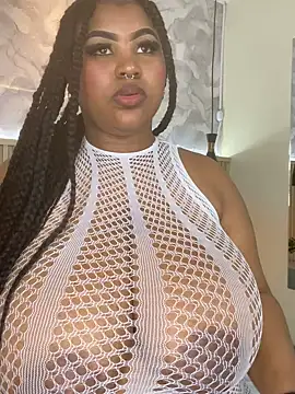 AinaraJimenez online show from February 6, 7:21 pm