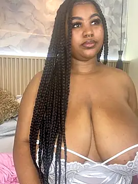 AinaraJimenez online show from November 7, 7:13 am