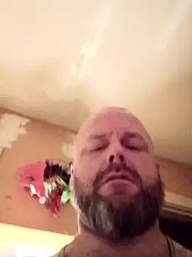 Thickirishcock850 online show from February 6, 3:13 am
