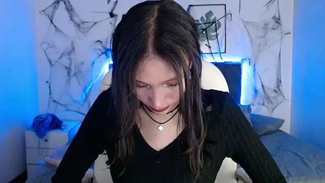 Snapshot of mia_collens chatting on October 29, 3:38 am mia collens online show from October 29, 3:38 am