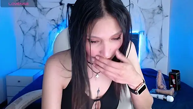 Snapshot of mia_collens chatting on October 23, 3:38 am mia collens online show from October 23, 3:38 am