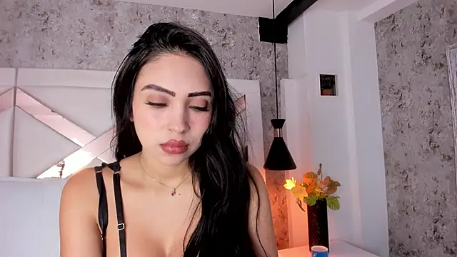 yessica monteiro online show from September 16, 12:28 pm