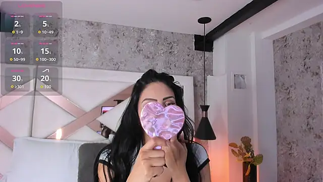 Snapshot of yessica_monteiro chatting on October 23, 12:15 pm yessica monteiro online show from October 23, 12:15 pm