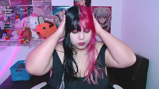 Snapshot of Pinky-Flower chatting on November 7, 1:15 pm Pinky-Flower online show from November 7, 1:15 pm