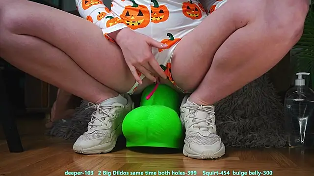 Snapshot of Kisakis chatting on October 4, 3:57 pm Kisakis online show from October 4, 3:57 pm