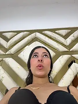 evaFiore online show from February 24, 8:31 pm