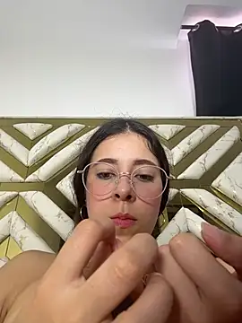 Snapshot of evaFiore chatting on July 12, 7:15 pm evaFiore online show from July 12, 7:15 pm