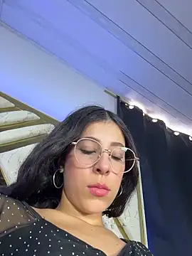 evaFiore online show from May 31, 5:51 pm