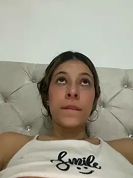 evaFiore online show from March 18, 7:44 pm