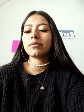 Snapshot of Katta_ossa chatting on May 12, 3:18 pm Katta ossa online show from May 12, 3:18 pm