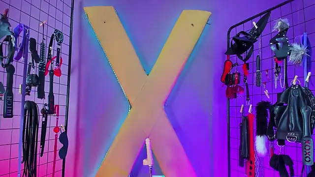 MrAlexia Queen BDSM online show from January 31, 3:55 pm