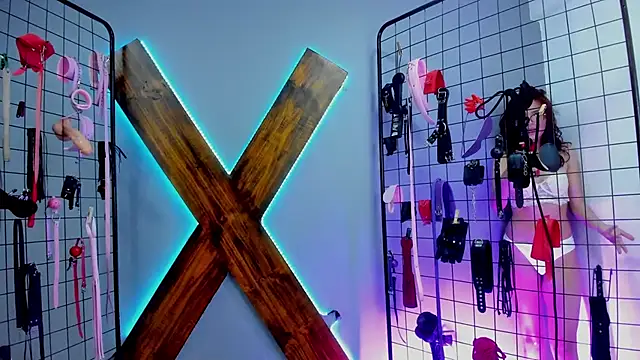 MrAlexia Queen BDSM online show from March 13, 7:50 pm