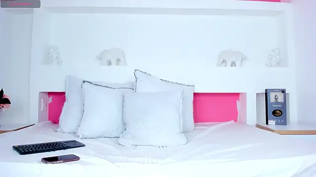 KendalPrince online show from October 22, 2:49 pm