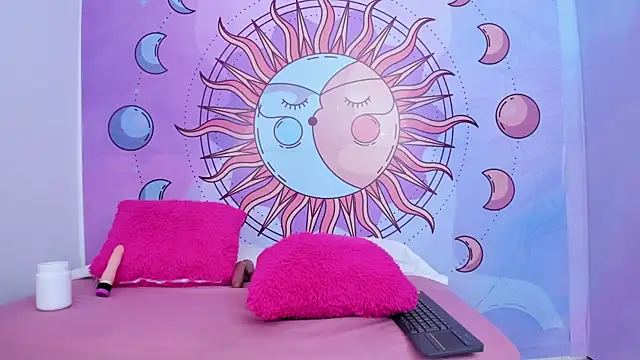 Snapshot of Mariana_16_ chatting on November 6, 7:29 pm Mariana 16 online show from November 6, 7:29 pm