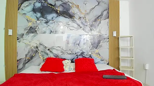 Snapshot of Mariana_16_ chatting on November 27, 7:58 pm Mariana 16 online show from November 27, 7:58 pm