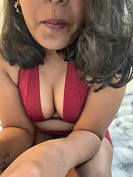 priyadevi17 online show from January 31, 8:29 pm