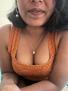 priyadevi17 online show from September 26, 8:54 am