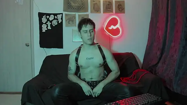 Antonello Vannucci online show from January 11, 8:21 pm