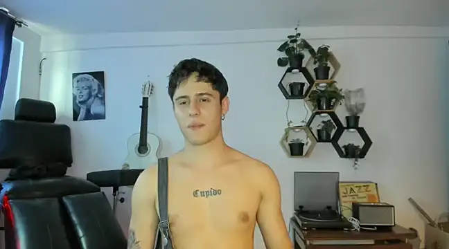 Antonello Vannucci online show from February 25, 9:37 pm