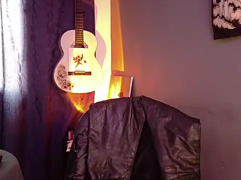 Snapshot of Antonello_Vannucci chatting on March 15, 4:03 pm Antonello Vannucci online show from March 15, 4:03 pm