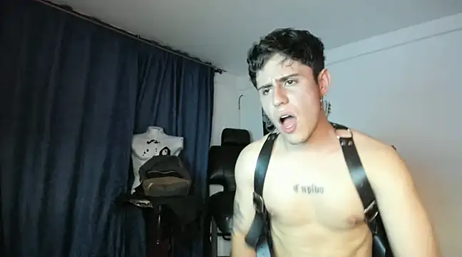 Antonello Vannucci online show from March 2, 1:04 am