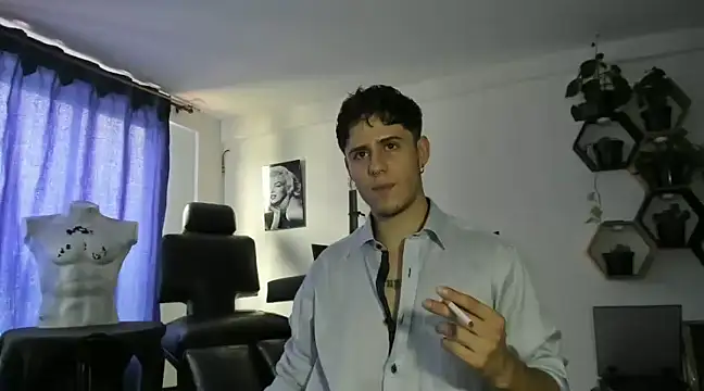 Antonello Vannucci online show from March 14, 7:12 pm