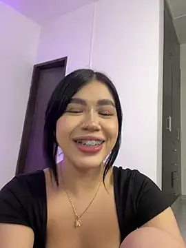 Snapshot of Lily_Woodz chatting on July 6, 7:38 pm Lily Woodz online show from July 6, 7:38 pm