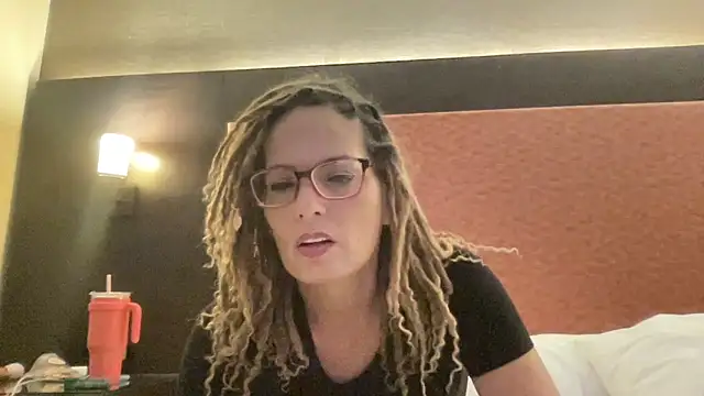 skarfos1babe69 online show from December 27, 7:35 pm