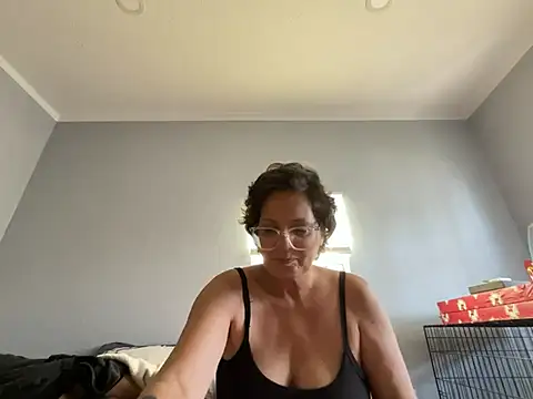 skarfos1babe69 online show from March 31, 8:55 pm