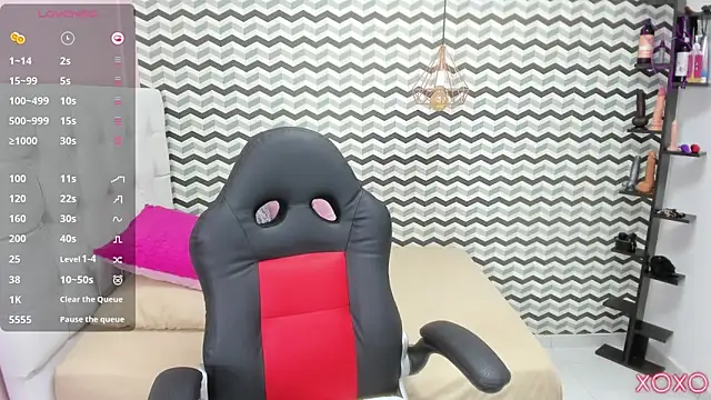 ARYAMORGAN1 online show from April 11, 12:09 pm