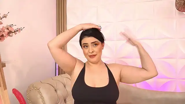Snapshot of AnikaRomanoff chatting on February 27, 6:20 pm AnikaRomanoff online show from February 27, 6:20 pm