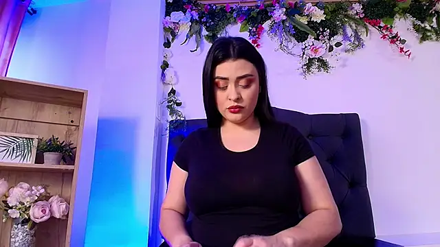Snapshot of AnikaRomanoff chatting on March 21, 12:17 pm AnikaRomanoff online show from March 21, 12:17 pm