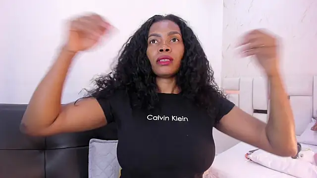 Snapshot of celeste_smmith_ chatting on March 7, 4:41 am celeste smmith online show from March 7, 4:41 am