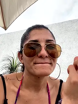 AlejandritaMilano online show from November 27, 7:58 pm