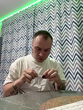  x x x x x x online show from January 1, 11:40 pm