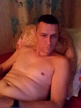Snapshot of AlexSuperGG chatting on September 12, 8:41 pm AlexSuperGG online show from September 12, 8:41 pm