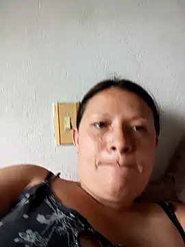 Snapshot of kattia_bk chatting on September 10, 8:19 pm kattia bk online show from September 10, 8:19 pm