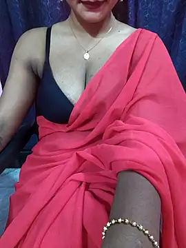 Snapshot of Mee_Neeharika chatting on October 28, 11:31 am Mee Neeharika online show from October 28, 11:31 am