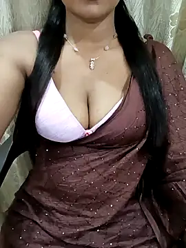 Snapshot of Mee_Neeharika chatting on February 1, 10:44 pm Mee Neeharika online show from February 1, 10:44 pm