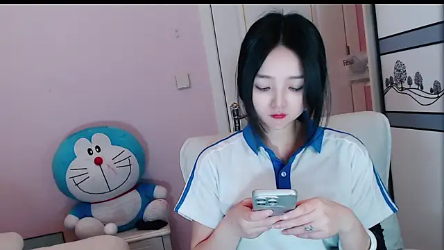 Snapshot of xiao-xiao-D chatting on March 9, 11:03 am xiao-xiao-D online show from March 9, 11:03 am