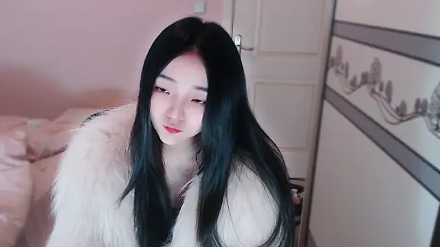 xiao-xiao-D online show from October 24, 9:19 am